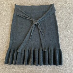 Ann Taylor Factory Gray knit skirt